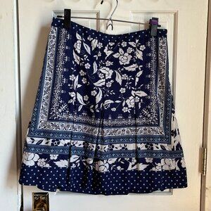Ann Taylor Loft Petites Blue and White Printed Skirt Size 4P